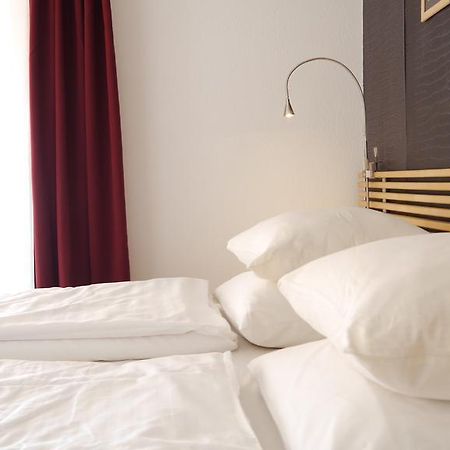 Monaco Pool Sea View Apartments Бюсолей Екстериор снимка