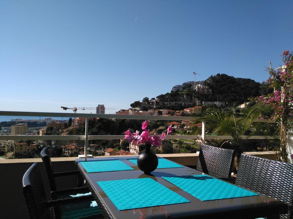 Monaco Pool Sea View Apartments Бюсолей Екстериор снимка