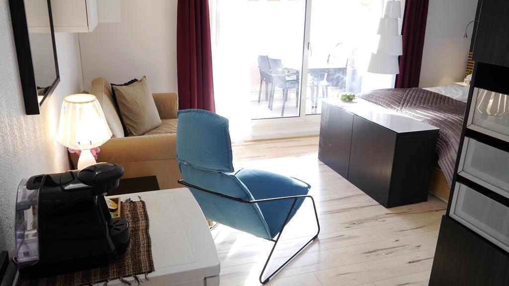 Monaco Pool Sea View Apartments Бюсолей Екстериор снимка