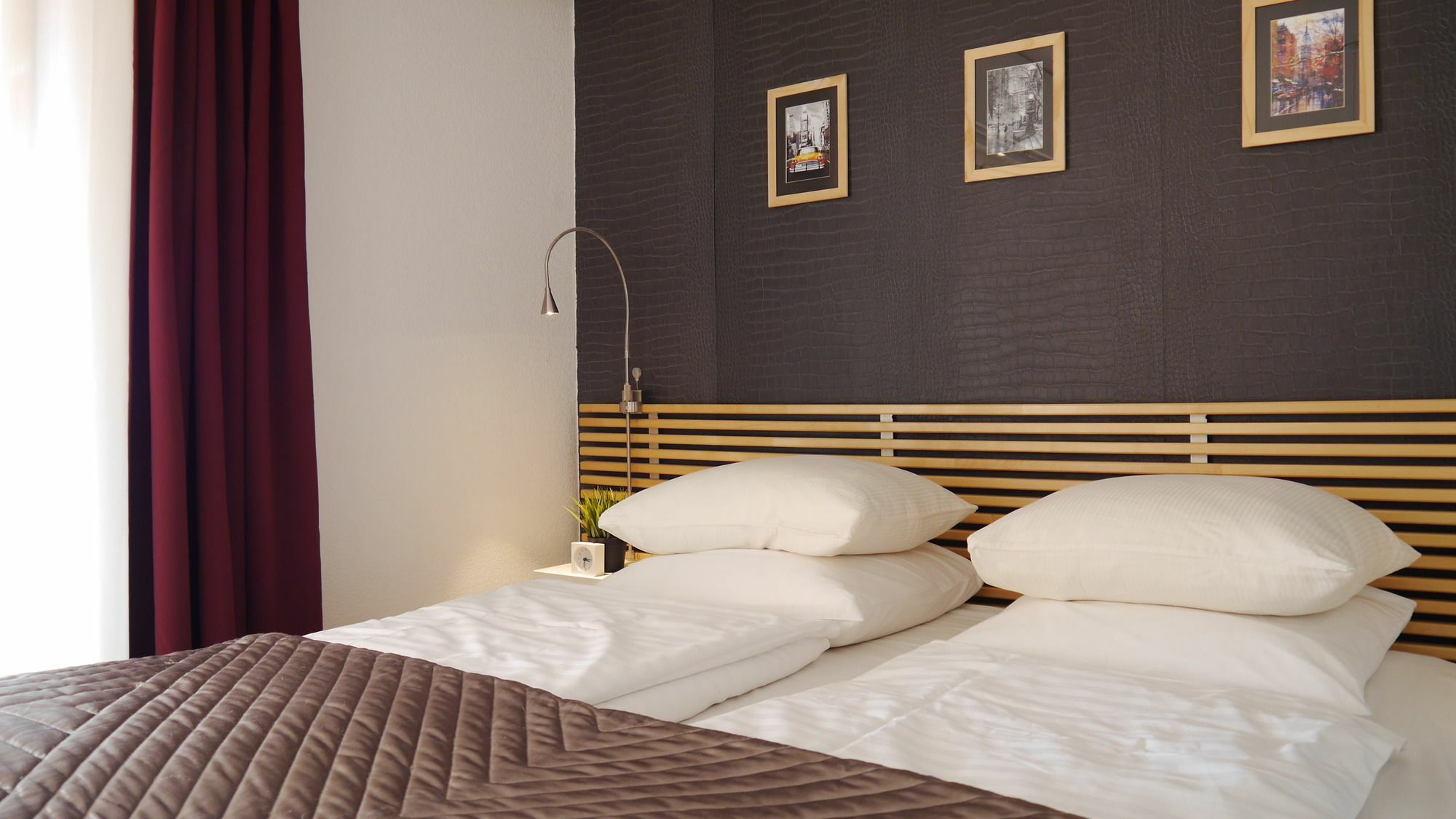 Monaco Pool Sea View Apartments Бюсолей Екстериор снимка