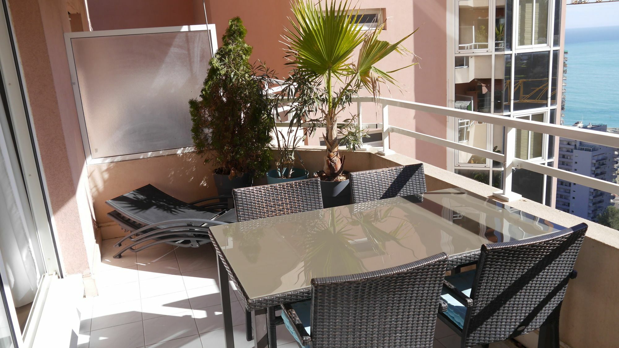 Monaco Pool Sea View Apartments Бюсолей Екстериор снимка